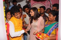 Isha Chawla De Charms Spa n Salon Launch